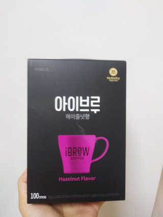한국맥널티 아이브루 헤이즐넛향 100T — 5점을 준 리뷰어가 2019년 11월 올린 사용 사진