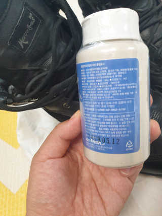 [에코후레쉬] 천연 발냄새제거제 — 5점을 준 리뷰어가 2019년 5월 올린 사용 사진