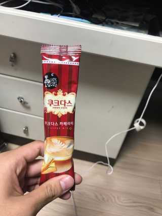 (주)쟈뎅 쟈뎅 까페모리 쿠크다스 까페라떼 — 4.83점을 준 리뷰어가 2017년 11월 올린 사용 사진