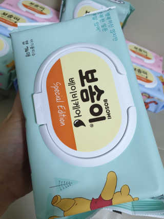 보솜이 아기물티슈 베이비케어 푸에디션 캡 74매 10입 — 5점을 준 리뷰어가 2019년 4월 올린 사용 사진