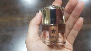 셀레뷰 온 스테이지 리퀴드  아이틴트 — 3.67점을 준 리뷰어가 2018년 3월 올린 사용 사진