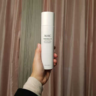 AHC 에이 에이치 씨 미니멀 10 워터리 에센스 — 4점을 준 리뷰어가 2018년 12월 올린 사용 사진