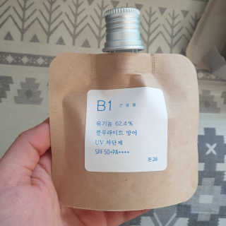 톤28 유기농 블루라이트 방어 UV 차단거리 건성용 B1 — 5점을 준 리뷰어가 2019년 5월 올린 사용 사진
