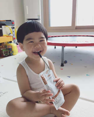 에코앤드] 환경을 생각한 스테인레스 빨대[직선,밴딩] — 5점을 준 리뷰어가 2019년 5월 올린 사용 사진