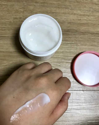 지고트 비타솔루션12 퍼밍 앰플 크림 100ml — 5점을 준 리뷰어가 2019년 6월 올린 사용 사진