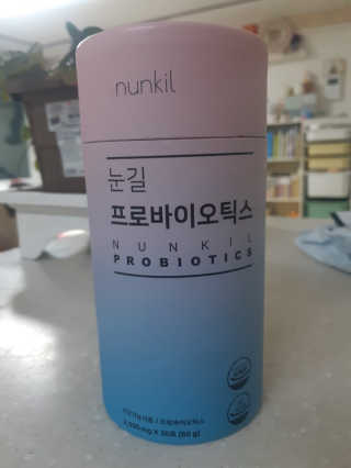 눈길 프로바이오틱스 눈길 콜라겐 프로바이오틱스 — 5점을 준 리뷰어가 2019년 11월 올린 사용 사진
