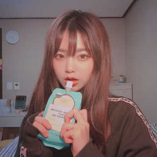 셀레뷰 슈퍼 모이스처 수딩젤 — 4.5점을 준 리뷰어가 2018년 4월 올린 사용 사진