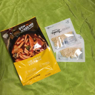 두번째 국떡 국가대표 떡볶이 1팩 + 영미칩 2봉 증정 — 5점을 준 리뷰어가 2019년 2월 올린 사용 사진