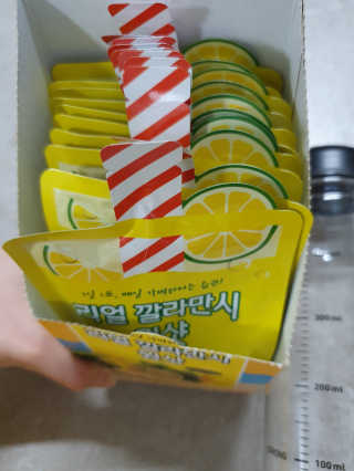장수농가 리얼깔라만시 원샷 50ml 10팩+보틀 — 4.5점을 준 리뷰어가 2019년 5월 올린 사용 사진