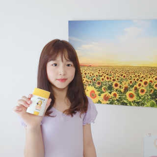아토팜 야외놀이 선스틱 SPF50+ PA++++ — 5점을 준 리뷰어가 2020년 3월 올린 사용 사진