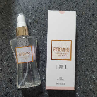 레드컨테이너 페로몬향 퍼퓸 바디미스트 80ml — 4.5점을 준 리뷰어가 2020년 1월 올린 사용 사진