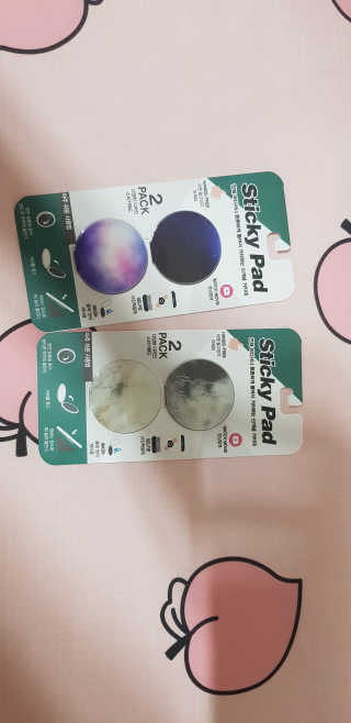주식회사 디디팝스타일 신개념 특수 거치대 스티키패드 어디든 착착 붙어요 — 5점을 준 리뷰어가 2018년 3월 올린 사용 사진