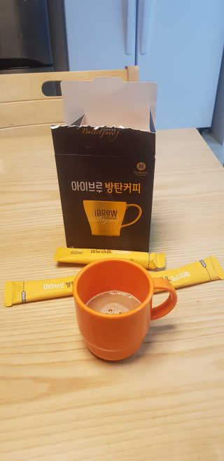한국맥널티 아이브루 방탄커피 — 4점을 준 리뷰어가 2019년 9월 올린 사용 사진