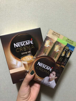네스카페 코리아 네스카페 크레마 — 3.67점을 준 리뷰어가 2018년 1월 올린 사용 사진