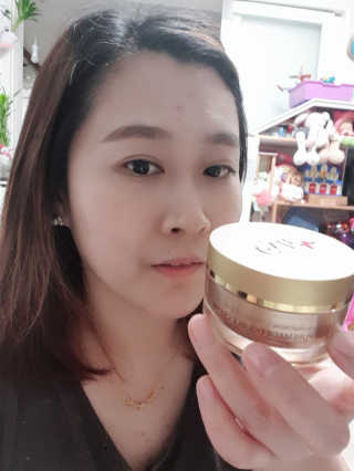 최윤하스텔라 최윤하 만물상 올인원 만능크림 — 5점을 준 리뷰어가 2018년 11월 올린 사용 사진
