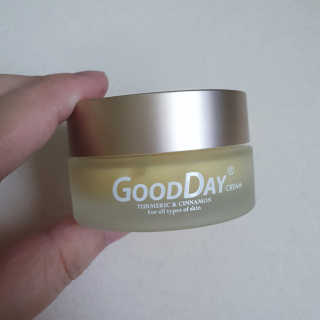 GoodDay Skincare GoodDay 강황 크림 — 4점을 준 리뷰어가 2019년 8월 올린 사용 사진