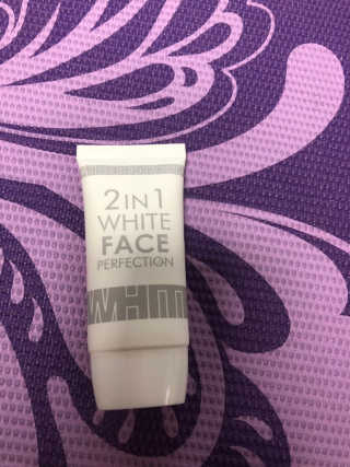 피움 스킨바리스타 2in1 화이트 페이스 퍼펙션 50ml — 4.67점을 준 리뷰어가 2018년 11월 올린 사용 사진