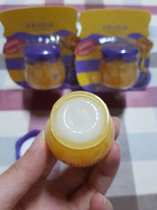 [후르디아] 블루베리 과즙 듬뿍 꿀과즙립밤 3개 세트 — 5점을 준 리뷰어가 2019년 10월 올린 사용 사진