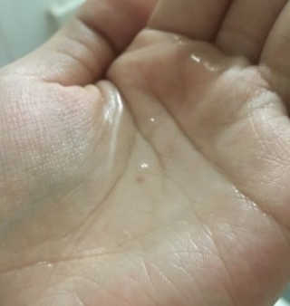프레시팝 그린허브 레시피 샴푸 — 4점을 준 리뷰어가 2018년 8월 올린 사용 사진