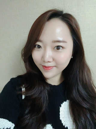 지베르니 고밀착 시그니처 파운데이션 — 5점을 준 리뷰어가 2019년 3월 올린 사용 사진