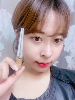 딜라잇18 홀리몰리 글리터라이너 — 1점을 준 리뷰어가 2016년 10월 올린 사용 사진