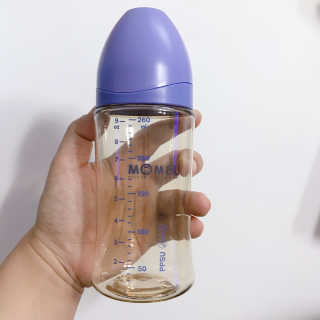 유비맘 PPSU 젖병 노꼭지_260ml_컬러 랜덤 발송 — 5점을 준 리뷰어가 2020년 3월 올린 사용 사진