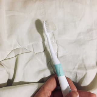 큐어스크립트 닥터폴스 치약 라임만다린향 — 4.83점을 준 리뷰어가 2018년 4월 올린 사용 사진