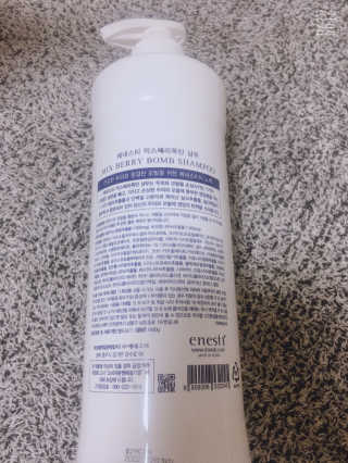 (주)에네스티 믹스베리 단백질 폭탄 샴푸 1000g — 5점을 준 리뷰어가 2019년 9월 올린 사용 사진