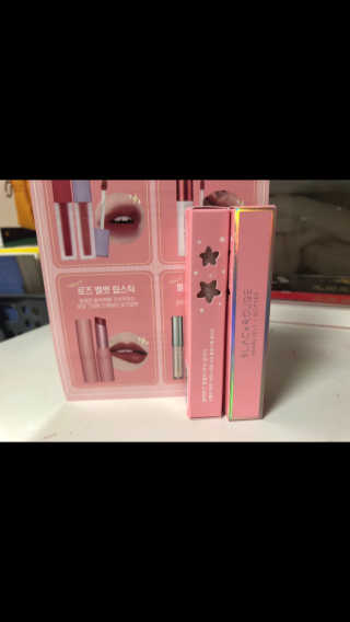 [블랙루즈] 펄블리 아이 글리터 2종 — 4.5점을 준 리뷰어가 2019년 1월 올린 사용 사진