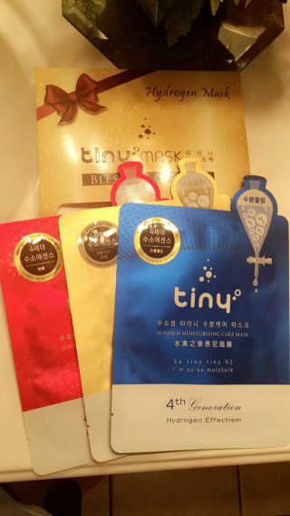 (주)애니닥터헬스케어 Hysis Hydrogen Mask - Gift Set — 5점을 준 리뷰어가 2018년 1월 올린 사용 사진