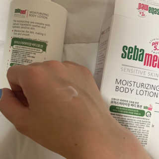 세바메드 모이스처라이징 바디로션 400ml — 5점을 준 리뷰어가 2019년 7월 올린 사용 사진