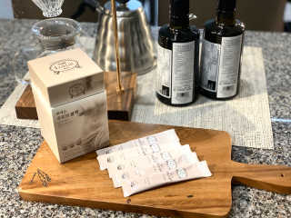 [하우투잇] 뤼에르 쿠르브 블랙 10ml x 30포 총 300ml — 5점을 준 리뷰어가 2020년 3월 올린 사용 사진