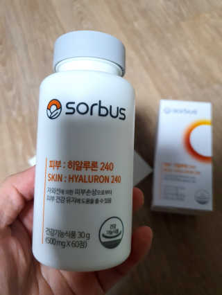 소버스 히알루론산 240 — 4점을 준 리뷰어가 2020년 4월 올린 사용 사진