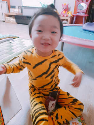 아우노그라노 오리지날, 진짜 베리, 진짜 카카오 — 5점을 준 리뷰어가 2018년 2월 올린 사용 사진