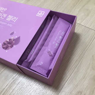 네츄럴굿띵스 태반 콜라겐 젤리 15포 — 4점을 준 리뷰어가 2018년 12월 올린 사용 사진
