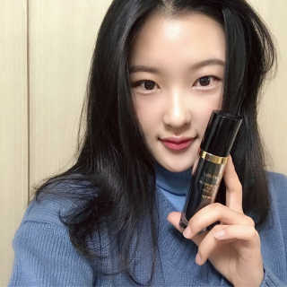 JM솔루션 물광 커버 파운데이션 럭셔리 — 2.5점을 준 리뷰어가 2018년 12월 올린 사용 사진
