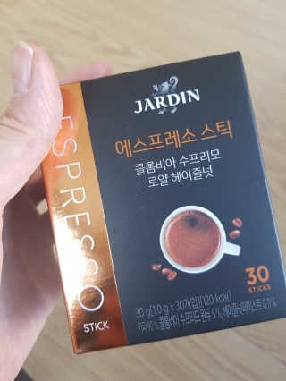 (주)쟈뎅 쟈뎅 에스프레소 스틱 [블랙+헤이즐넛 set] — 5점을 준 리뷰어가 2020년 3월 올린 사용 사진