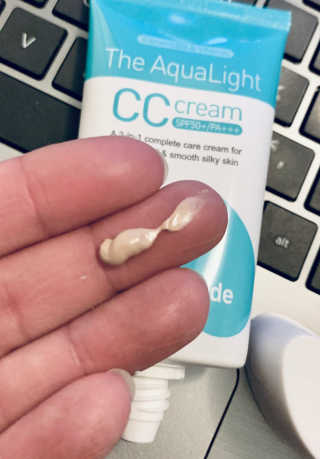 마더메이드 더 아쿠아라이트 CC크림 SPF50+ PA+++ — 5점을 준 리뷰어가 2019년 6월 올린 사용 사진