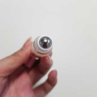 더블유드레스룸 롤 온 퍼퓸EDT 10ml — 4.83점을 준 리뷰어가 2018년 7월 올린 사용 사진