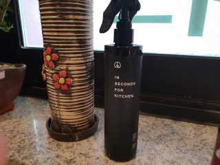 PEACE MOMENT 피스모먼트 인세컨즈포키친 320mL 천연살균소독제 — 5점을 준 리뷰어가 2018년 11월 올린 사용 사진