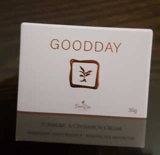 GoodDay Skincare GoodDay 강황 크림 — 4점을 준 리뷰어가 2019년 8월 올린 사용 사진
