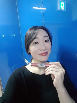 터치인솔 로맨틱에디션 메탈리스트 립스틱 — 4점을 준 리뷰어가 2018년 9월 올린 사용 사진
