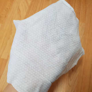 보솜이 아기물티슈 베이비케어 푸에디션 캡 74매 10입 — 5점을 준 리뷰어가 2019년 4월 올린 사용 사진