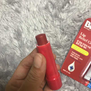 블리스텍스 립 릴리프 크림 립밤, 립 바이브런스 립밤 — 5점을 준 리뷰어가 2018년 11월 올린 사용 사진