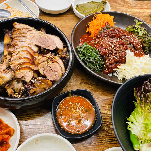[족발탐구생활] 족발 + 쟁반국수 리뷰 사진