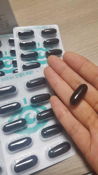 네츄럴굿띵스 오!메가루테인 60일분 — 5점을 준 리뷰어가 2018년 7월 올린 사용 사진