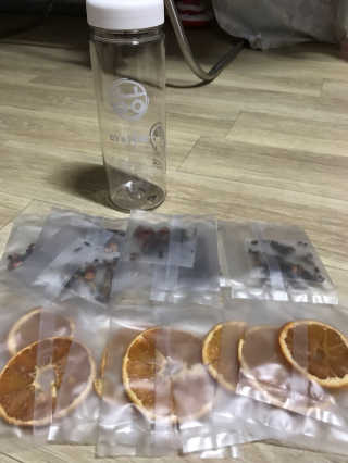 ㅎㅎ마이워터 ㅎㅎ 마이워터 과일워터팩+전용보틀_레몬오렌지 — 4점을 준 리뷰어가 2017년 9월 올린 사용 사진