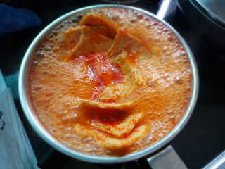 [홍코너떡볶이]옛날떡볶이 인기맛 4팩세트 — 4점을 준 리뷰어가 2019년 12월 올린 사용 사진