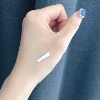 리얼베리어 익스트림 모이스처 선크림 SPF50+ PA++++ — 4.5점을 준 리뷰어가 2019년 4월 올린 사용 사진