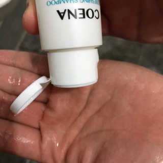 코에나샴푸 자연유래 식물성 코에나 샴푸 50ml — 4.5점을 준 리뷰어가 2020년 4월 올린 사용 사진